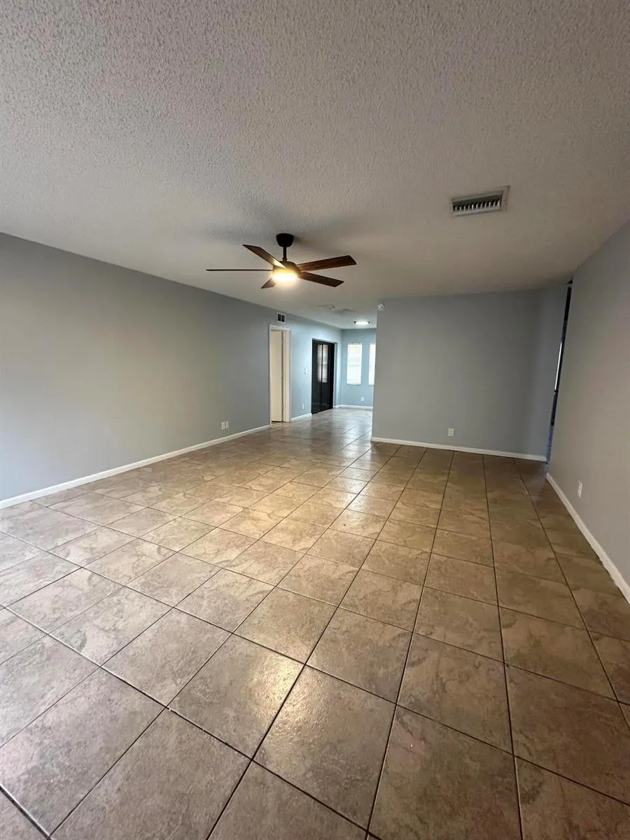 641 W 9th Street #1 Riviera Beach, FL 33404