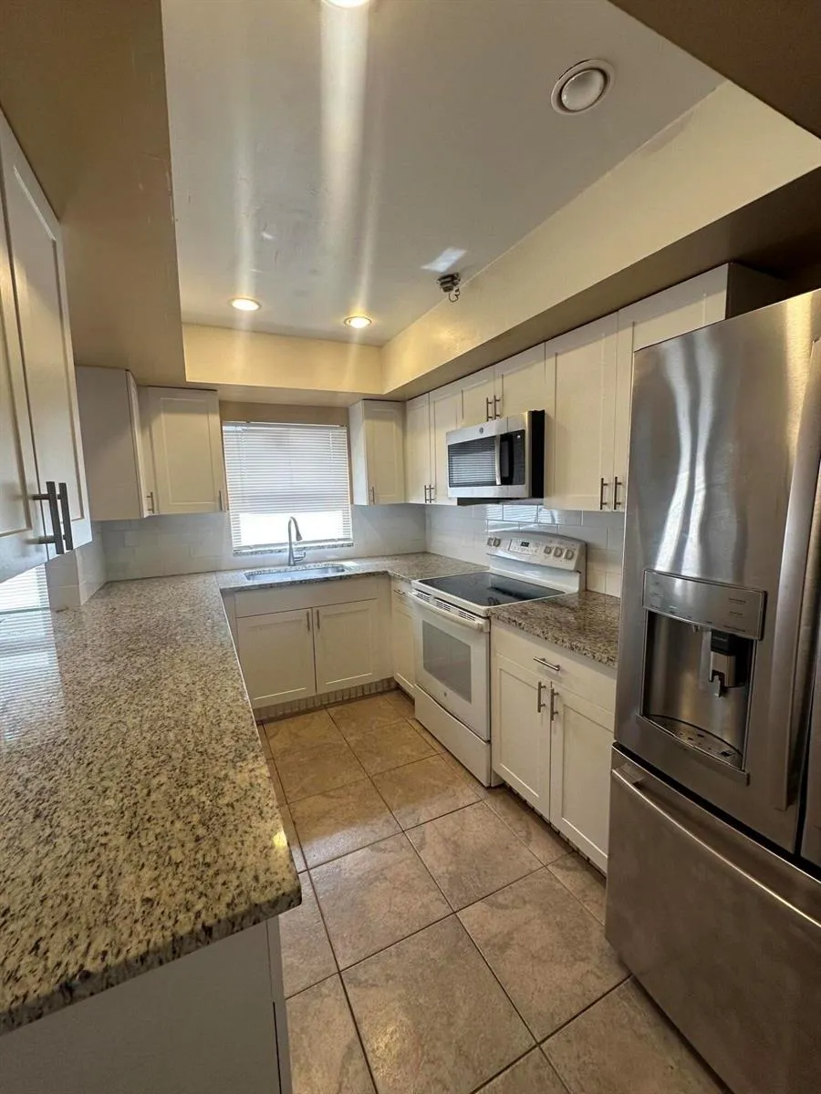 641 W 9th Street #1 Riviera Beach, FL 33404