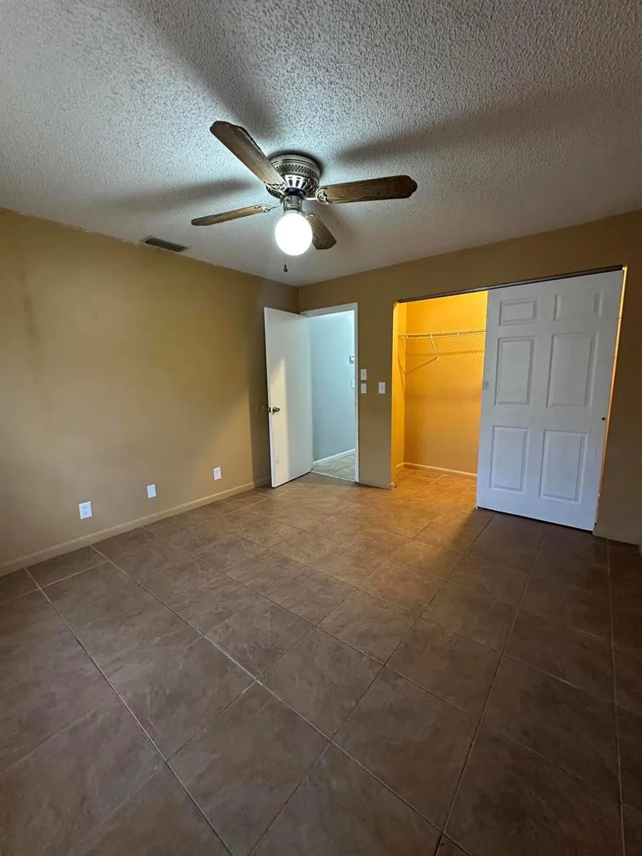 641 W 9th Street #1 Riviera Beach, FL 33404