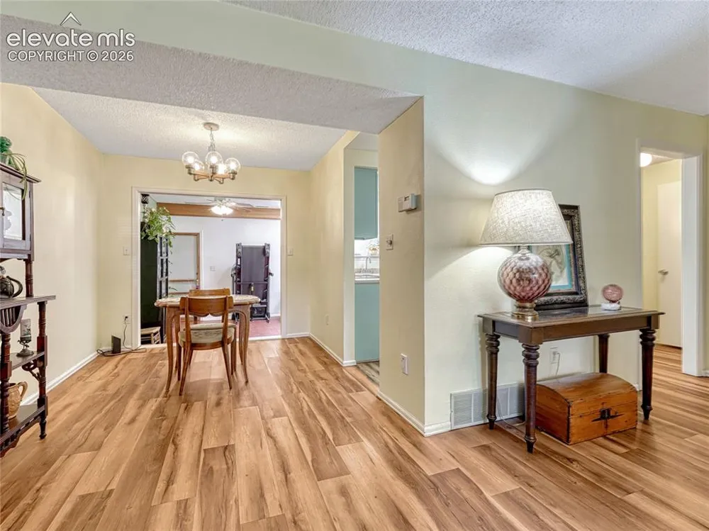 2005 Sussex Lane Colorado Springs, CO 80909