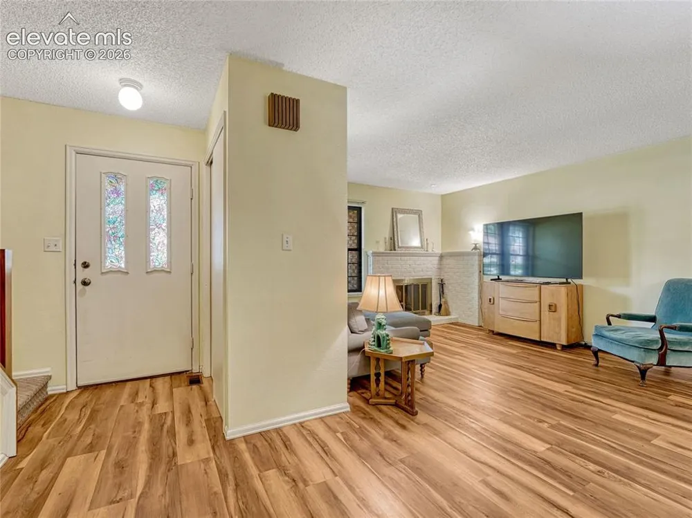 2005 Sussex Lane Colorado Springs, CO 80909
