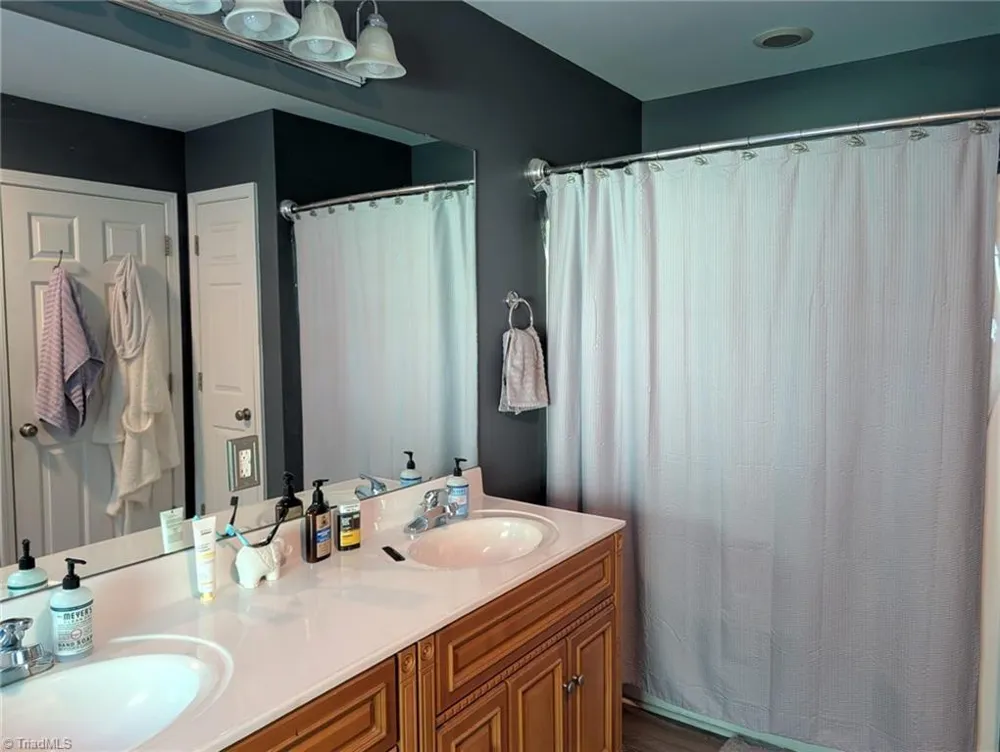 845 Hidden Court Asheboro, NC 27205