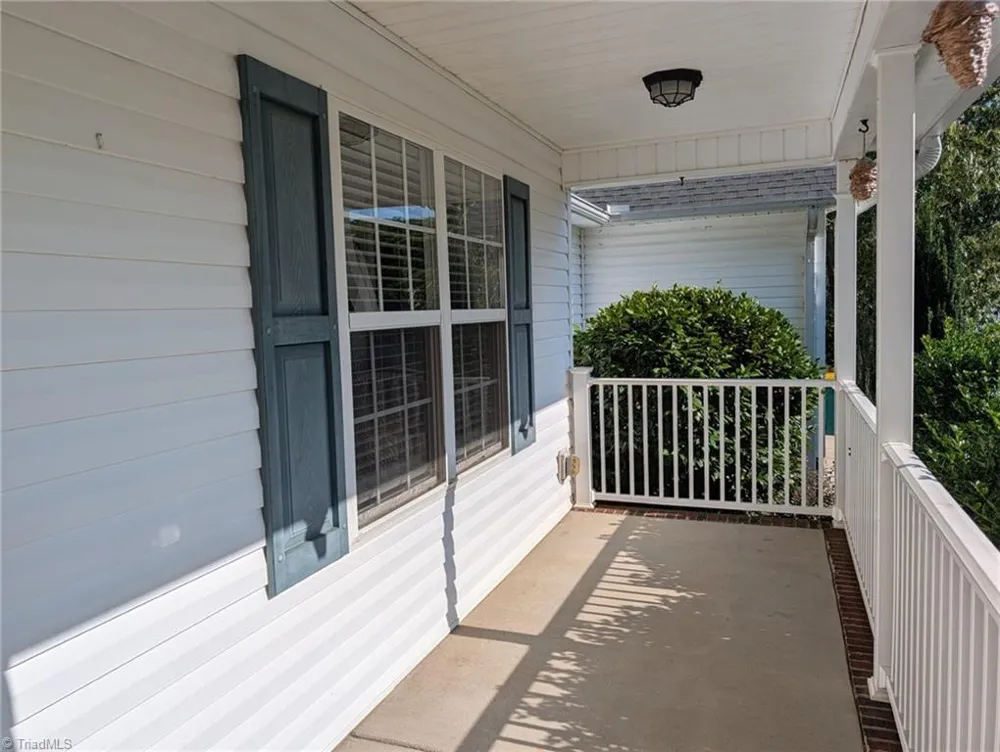 845 Hidden Court Asheboro, NC 27205