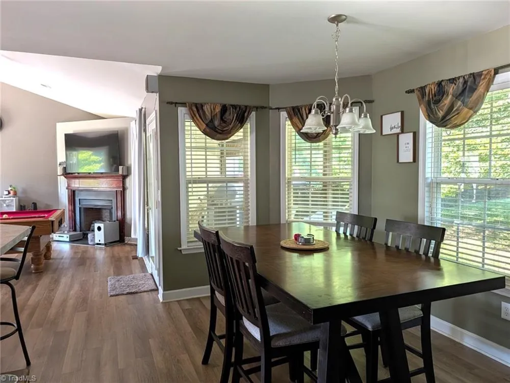 845 Hidden Court Asheboro, NC 27205