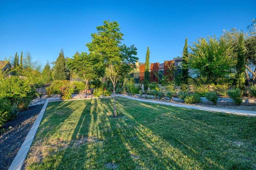 21853 Westmere Lane Friant, CA 93626