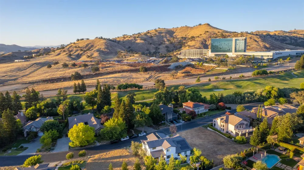 21853 Westmere Lane Friant, CA 93626