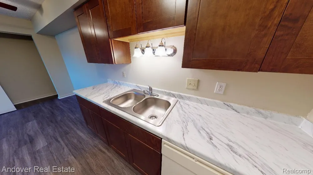 3021 POINTE DRIVE #3011-D Blackman Charter Township, MI 49202