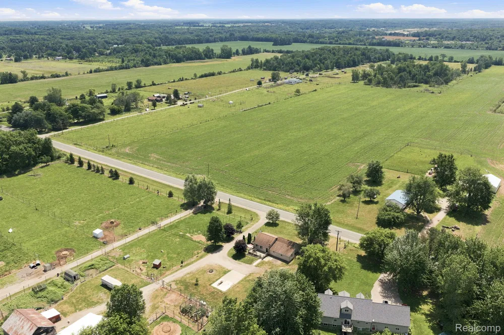 4201 Galbraith Line Road Worth Township, MI 48422