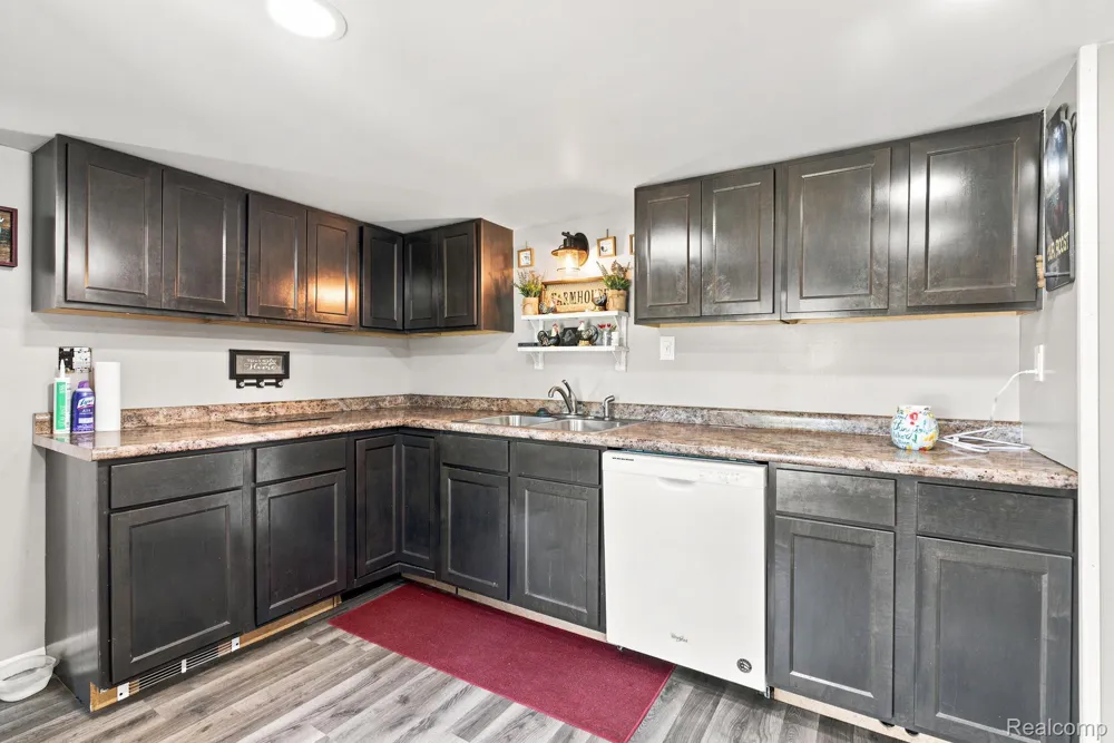 4201 Galbraith Line Road Worth Township, MI 48422