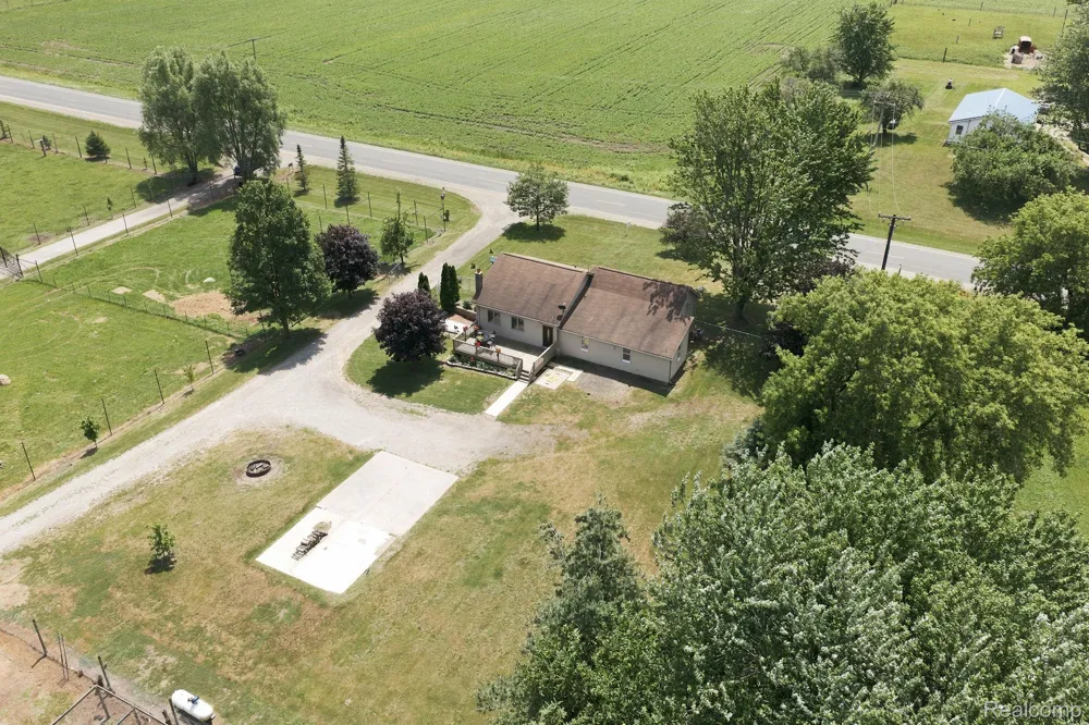 4201 Galbraith Line Road Worth Township, MI 48422
