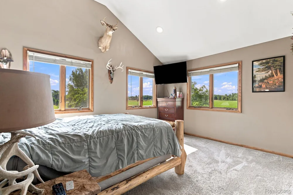 4201 Galbraith Line Road Worth Township, MI 48422