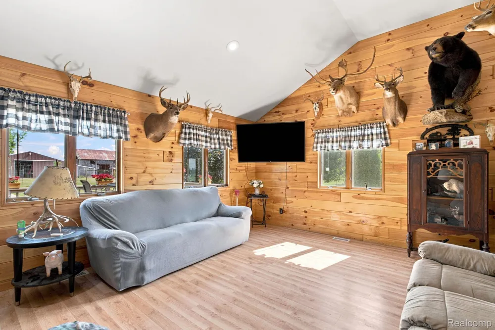 4201 Galbraith Line Road Worth Township, MI 48422