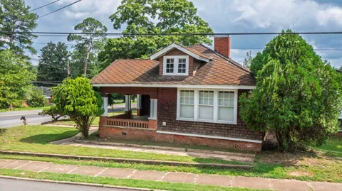 28 Johnson Avenue