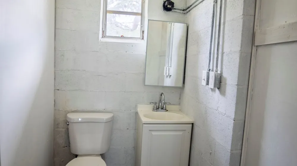 28 Johnson Avenue Manchester, GA 31816