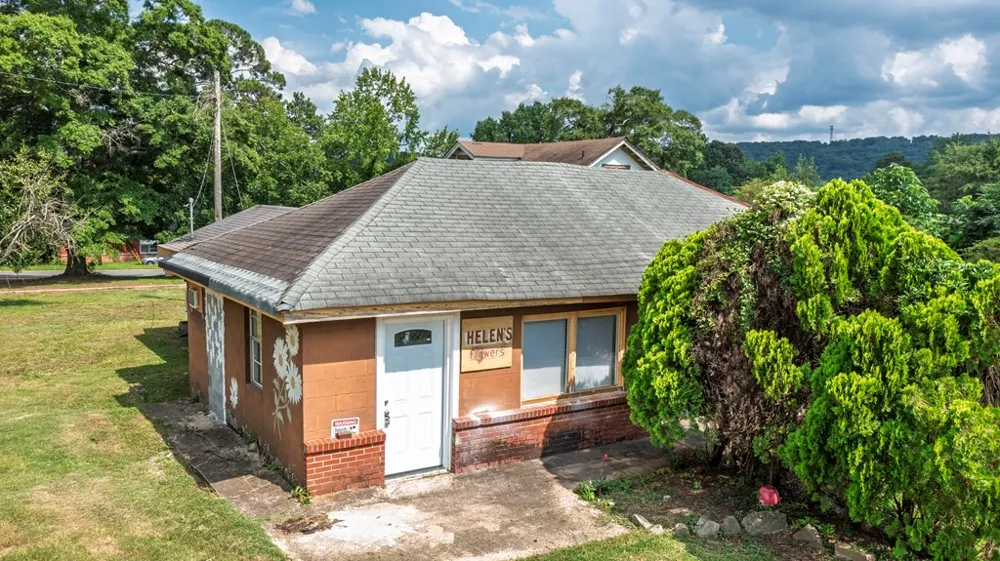 28 Johnson Avenue Manchester, GA 31816