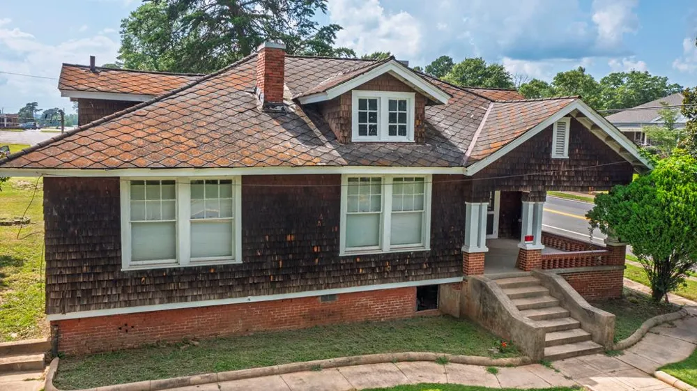 28 Johnson Avenue Manchester, GA 31816