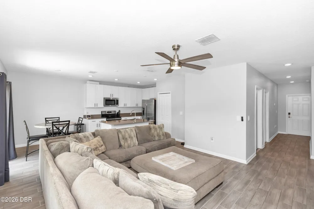 1104 Peach Creek Drive Osteen, FL 32764