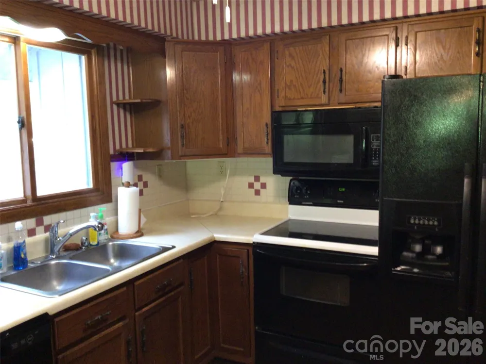 214 Big Bear Boulevard Old Fort, NC 28762