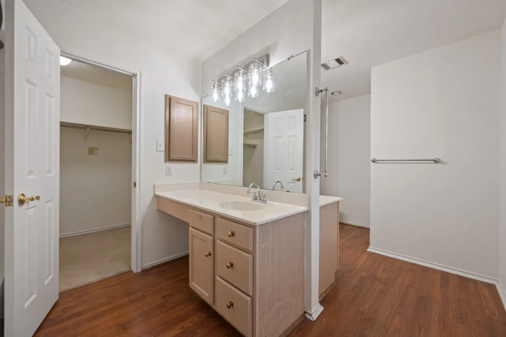 2114 Milan Drive Cedar Park, TX 78613