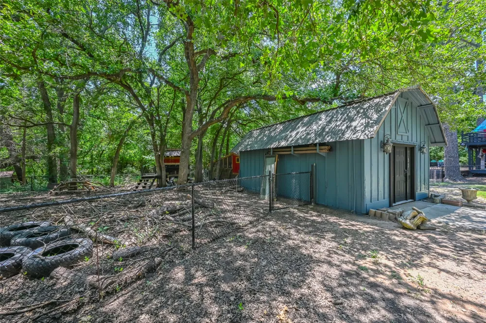 5319 US Highway 380 Bridgeport, TX 76426