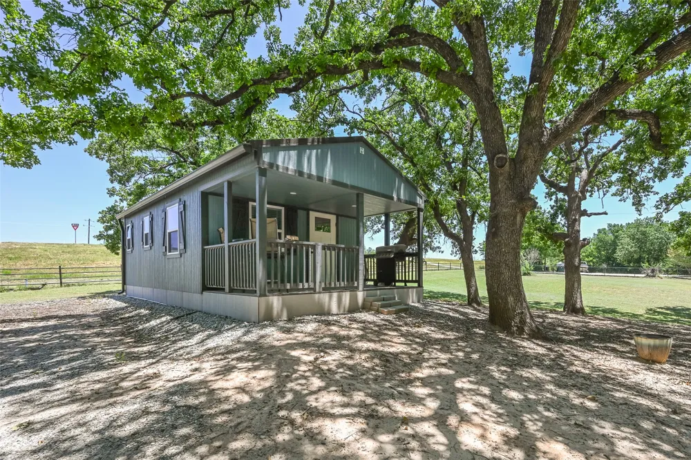 5319 US Highway 380 Bridgeport, TX 76426