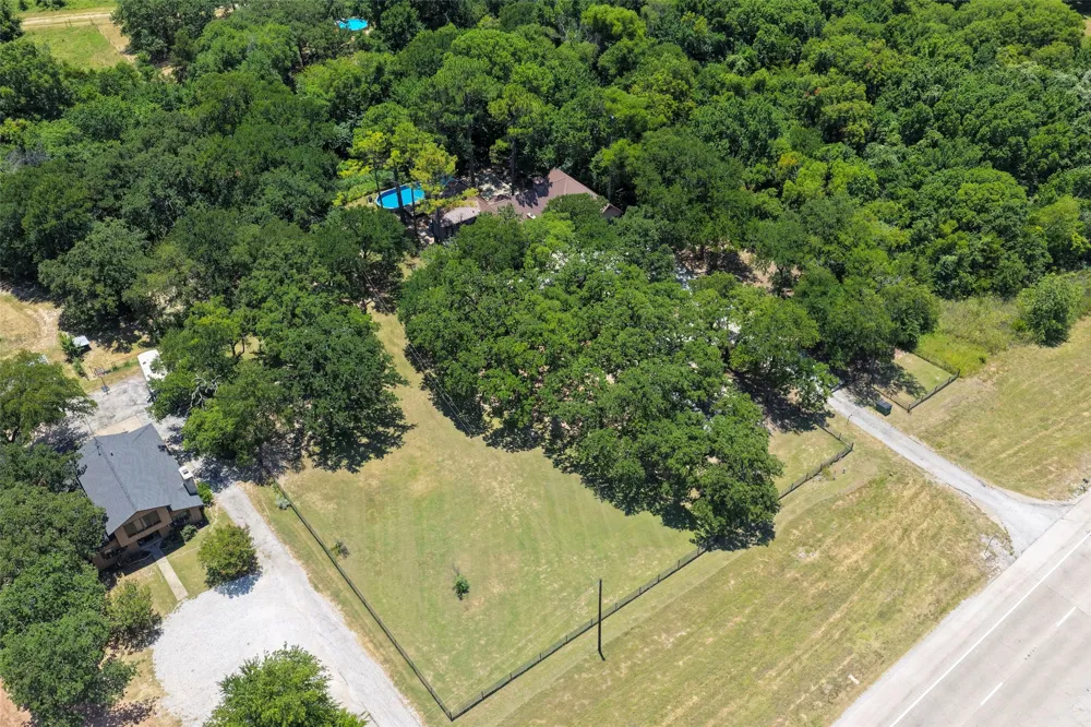 5319 US Highway 380 Bridgeport, TX 76426