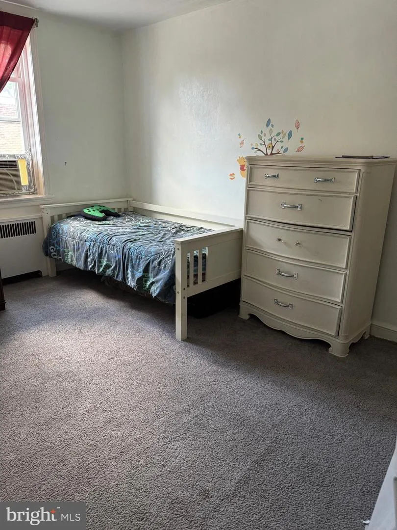 6744 KINDRED STREET Philadelphia, PA 19149