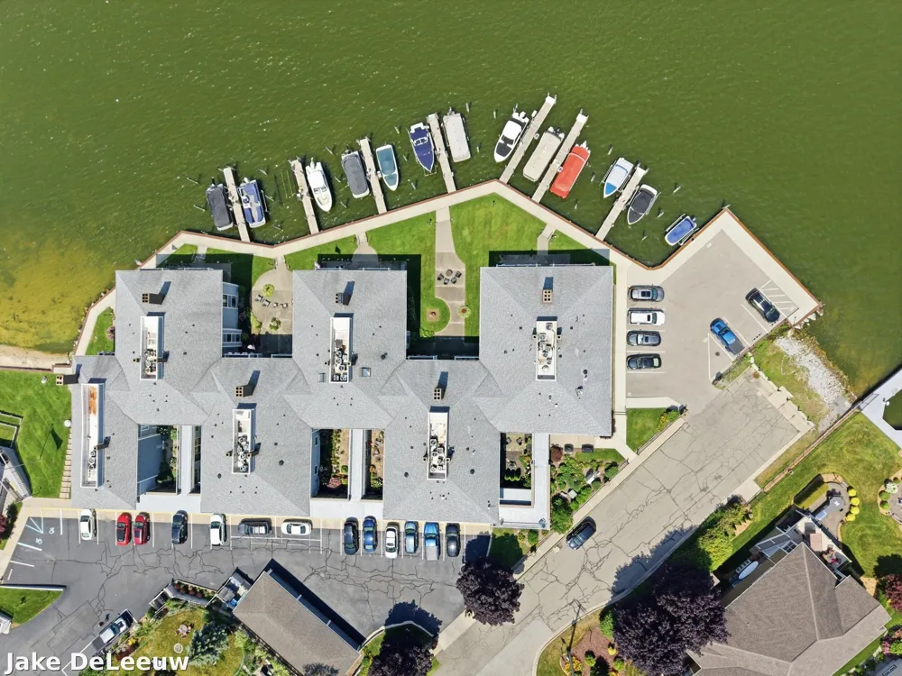400 Lakeview Court #01A Spring Lake, MI 49456