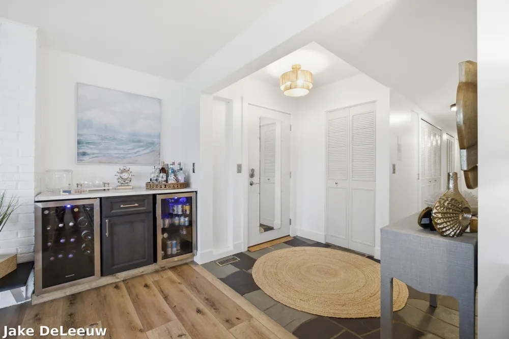 400 Lakeview Court #01A Spring Lake, MI 49456