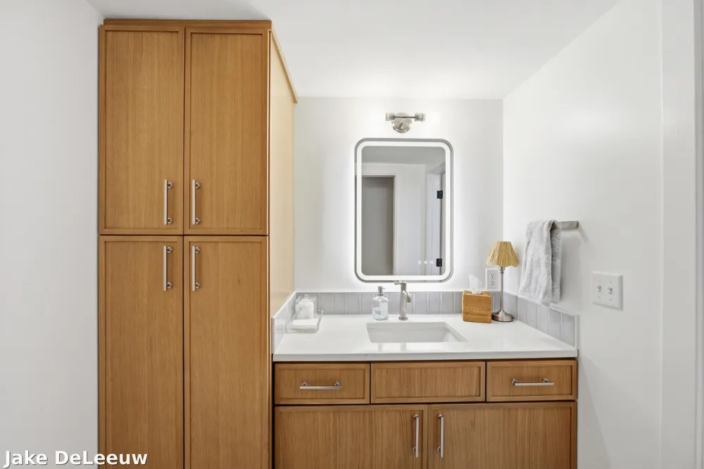 400 Lakeview Court #01A Spring Lake, MI 49456
