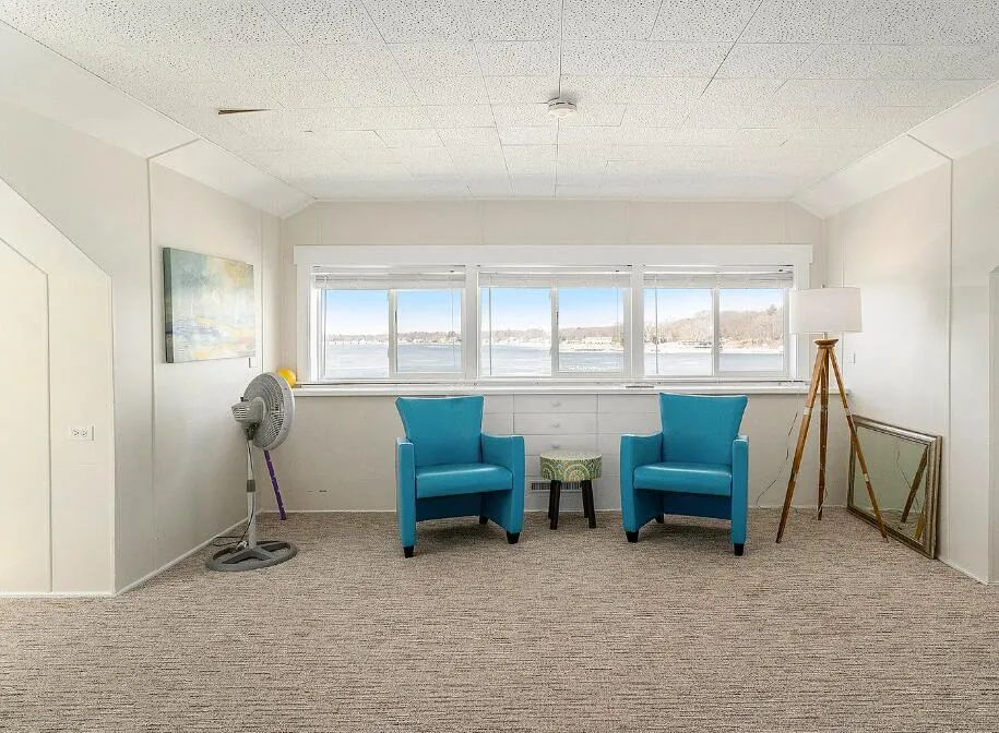 400 Lakeview Court #01A Spring Lake, MI 49456