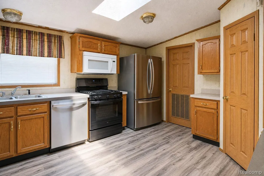 9159 Greentree Drive Berlin Charter Township, MI 48166