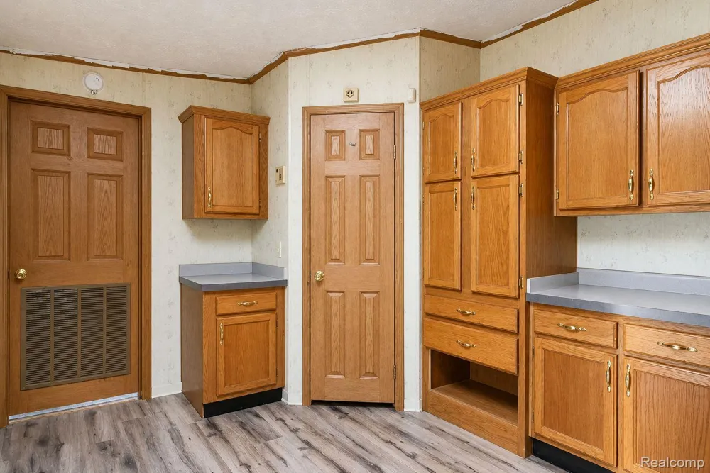 9159 Greentree Drive Berlin Charter Township, MI 48166