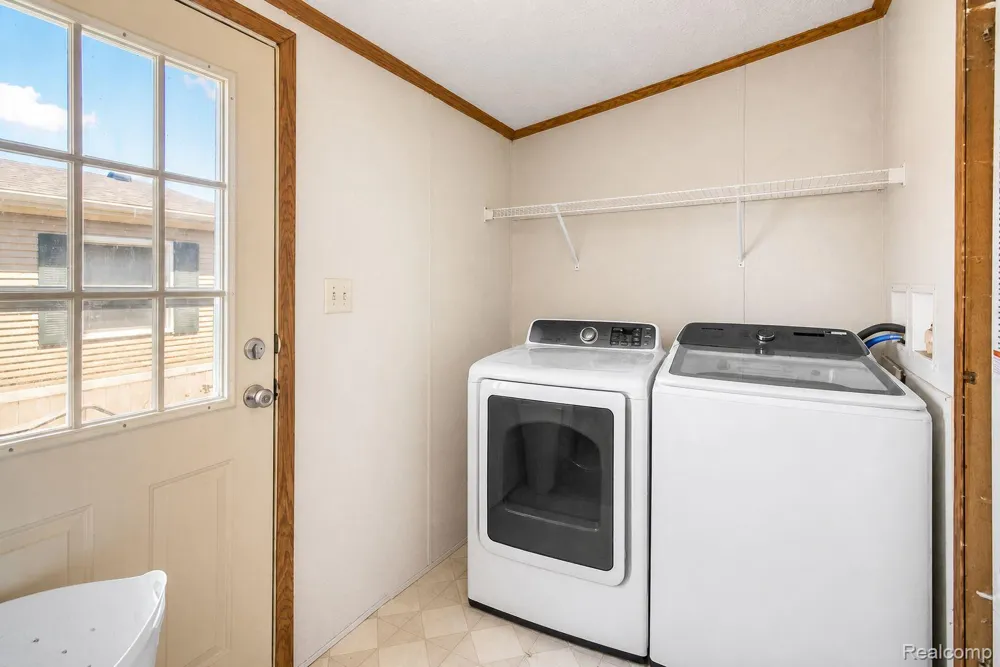 9159 Greentree Drive Berlin Charter Township, MI 48166