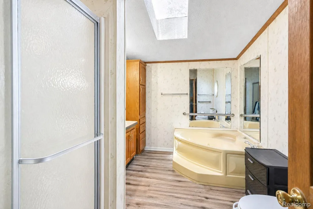 9159 Greentree Drive Berlin Charter Township, MI 48166