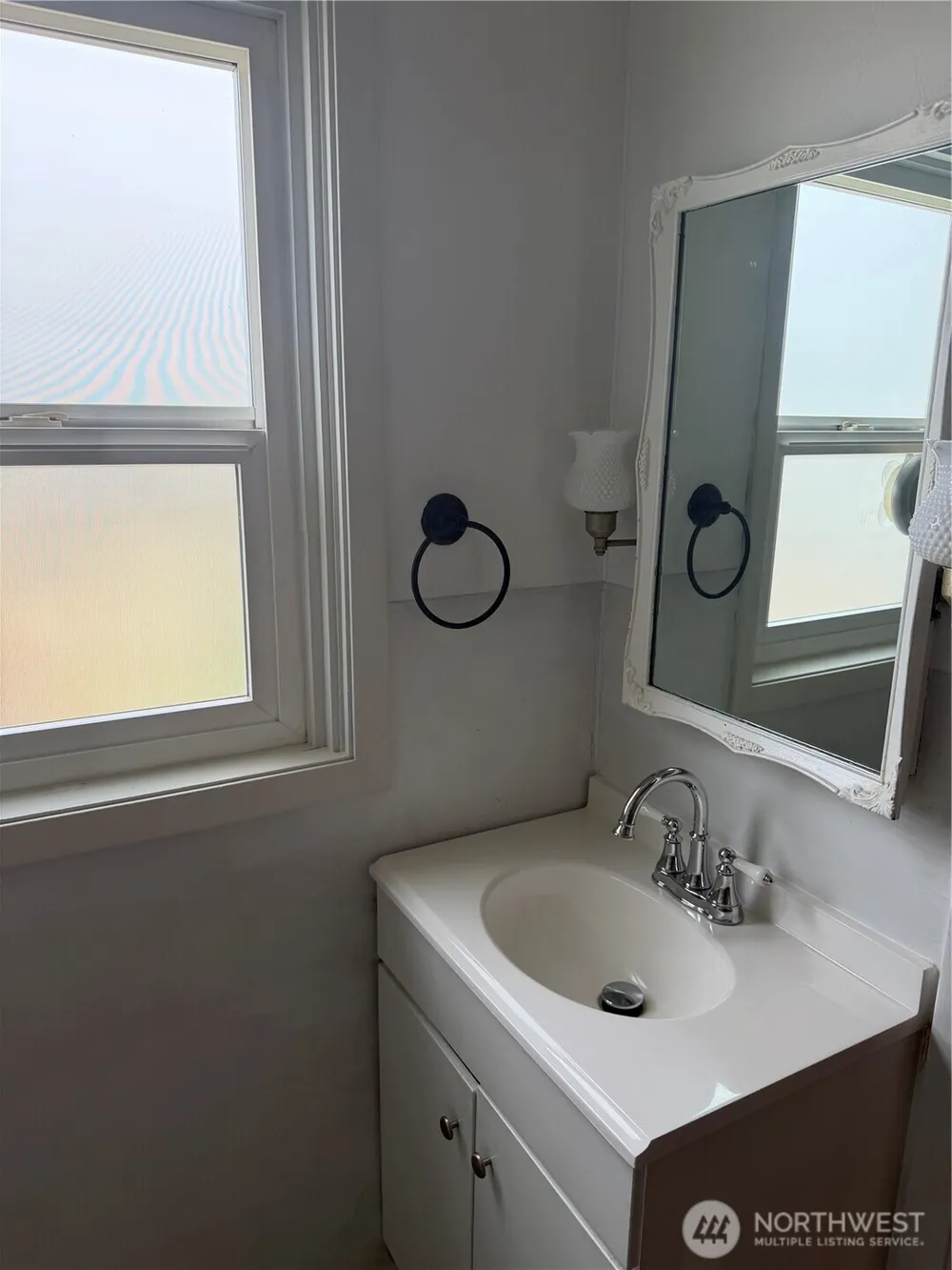 409 Jefferson Street Aberdeen, WA 98520