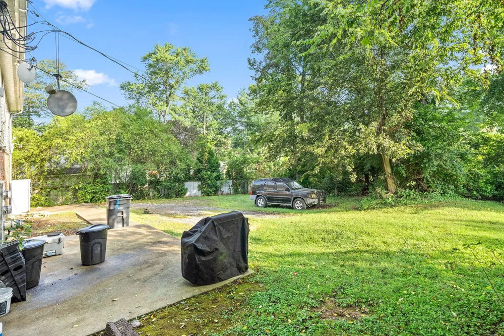 221 Park Ln #C Clarksville, TN 37042
