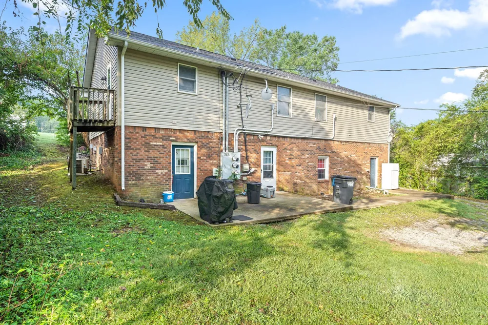 221 Park Ln #C Clarksville, TN 37042