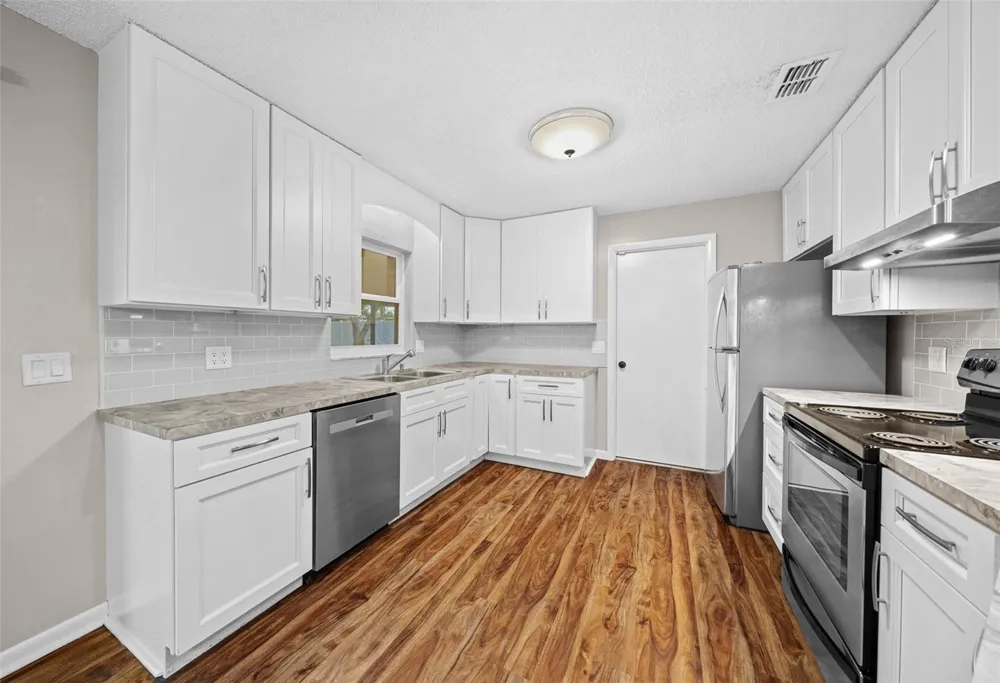 1820 SE 57TH AVENUE ocala, FL 34480