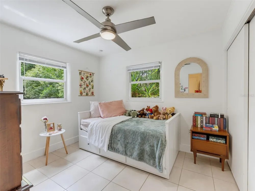 5704 13TH STREET Zephyrhills, FL 33542