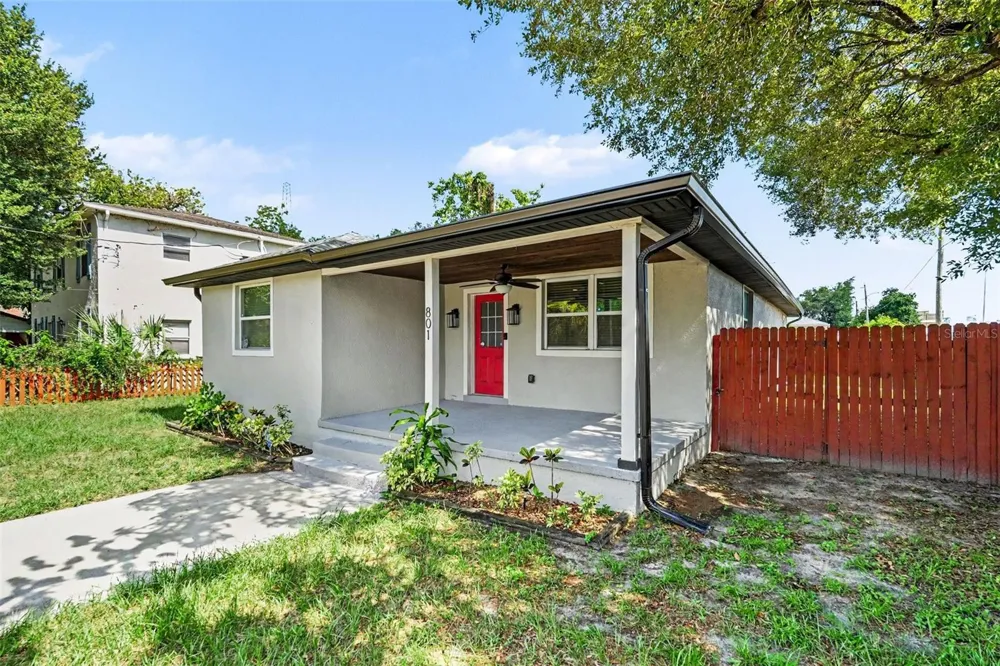 801 E BAKER STREET Tampa, FL 33603