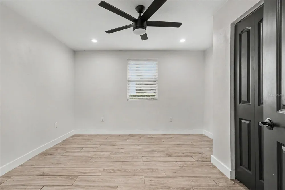 801 E BAKER STREET Tampa, FL 33603