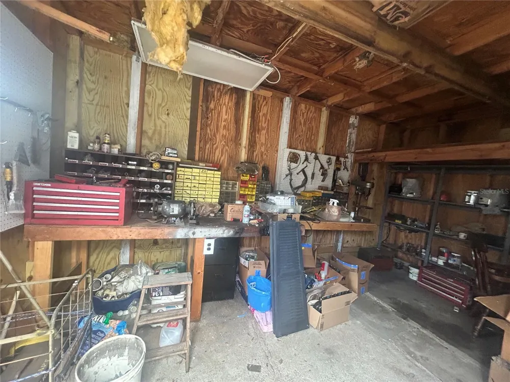 2628 45TH AVENUE W Bradenton, FL 34207