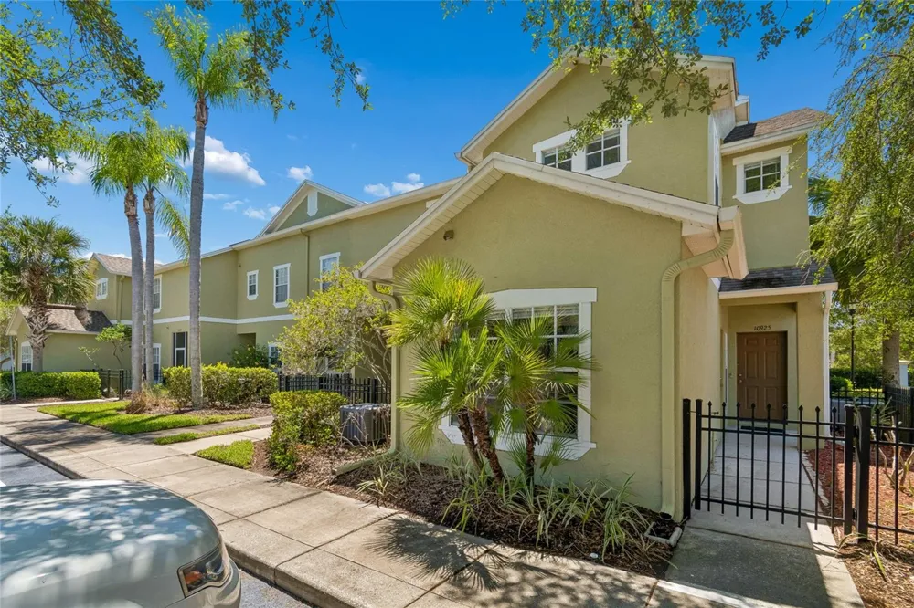 10925 WINTER CREST DRIVE Riverview, FL 33569