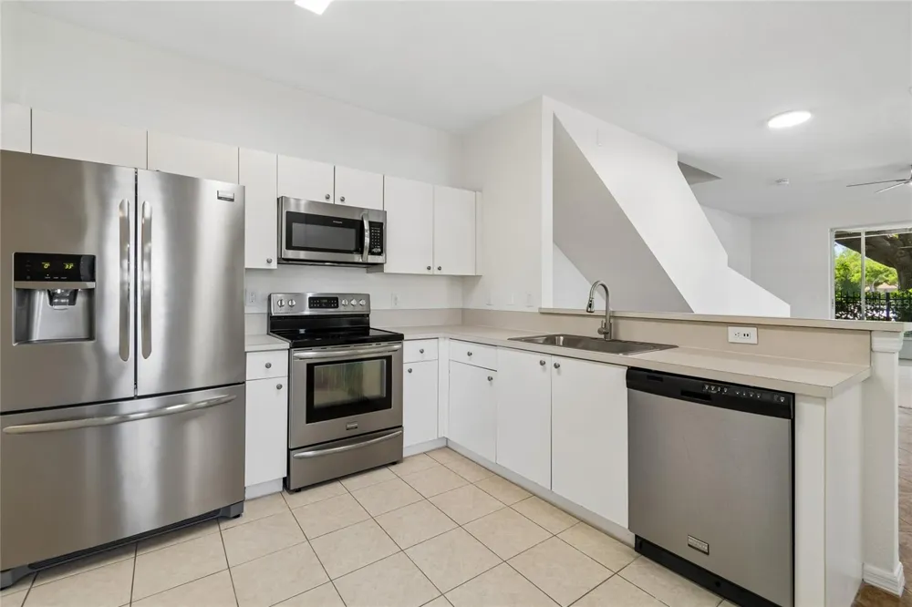 10925 WINTER CREST DRIVE Riverview, FL 33569
