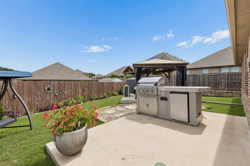 3908 Crater Circle Fort Worth, TX 76137