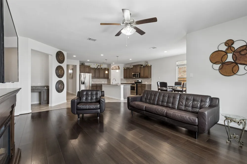 3908 Crater Circle Fort Worth, TX 76137