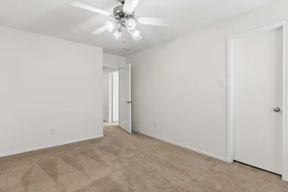 3800 Windy Point Drive Denton, TX 76208
