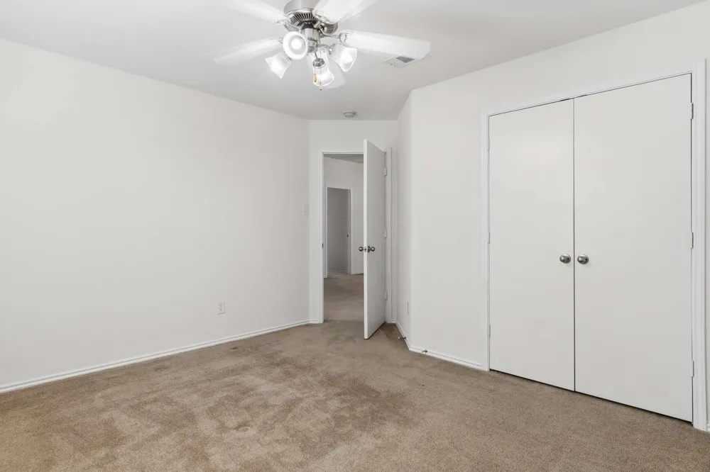 3800 Windy Point Drive Denton, TX 76208