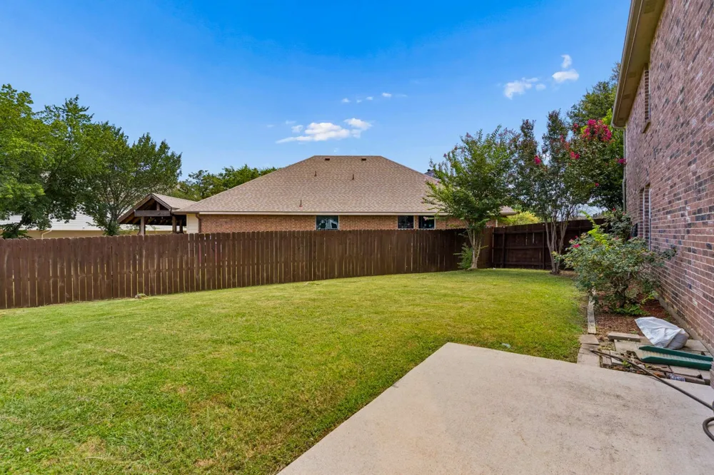 3800 Windy Point Drive Denton, TX 76208